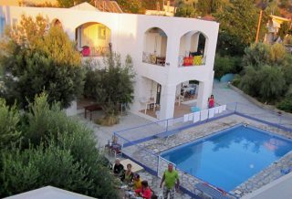 climbing house διαμερίσματα